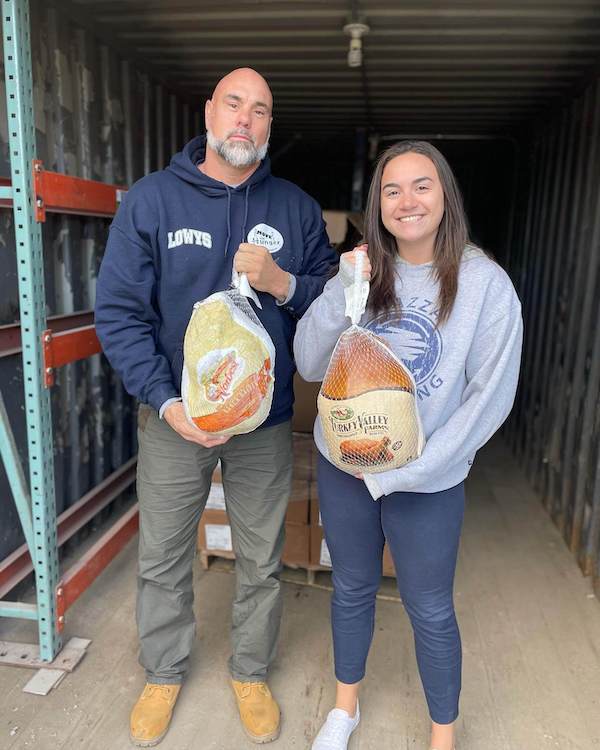 Lowy's Turkey Transport Mazza Recycling 11-23-21-1.jpeg
